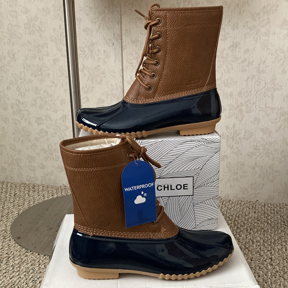 Waterproof Duck Boots - Picture 2 of 3